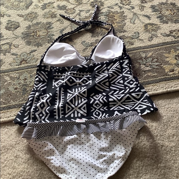 And.N.A. Tankini top size 10 paired with Xhileration bikini bottom black w… - Picture 8 of 8